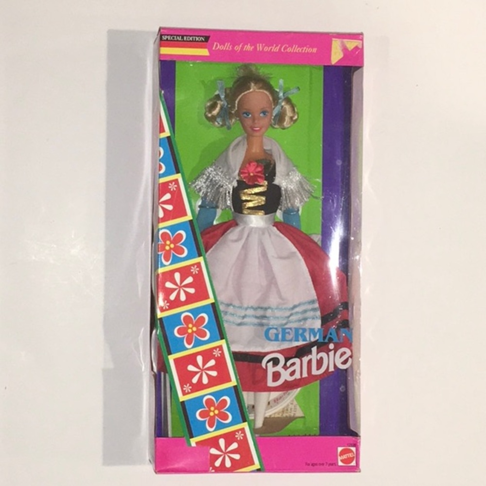 1994 MATTEL GERMAN BARBIE Dolls of the World Collection, Special Ed. New In‎ Box